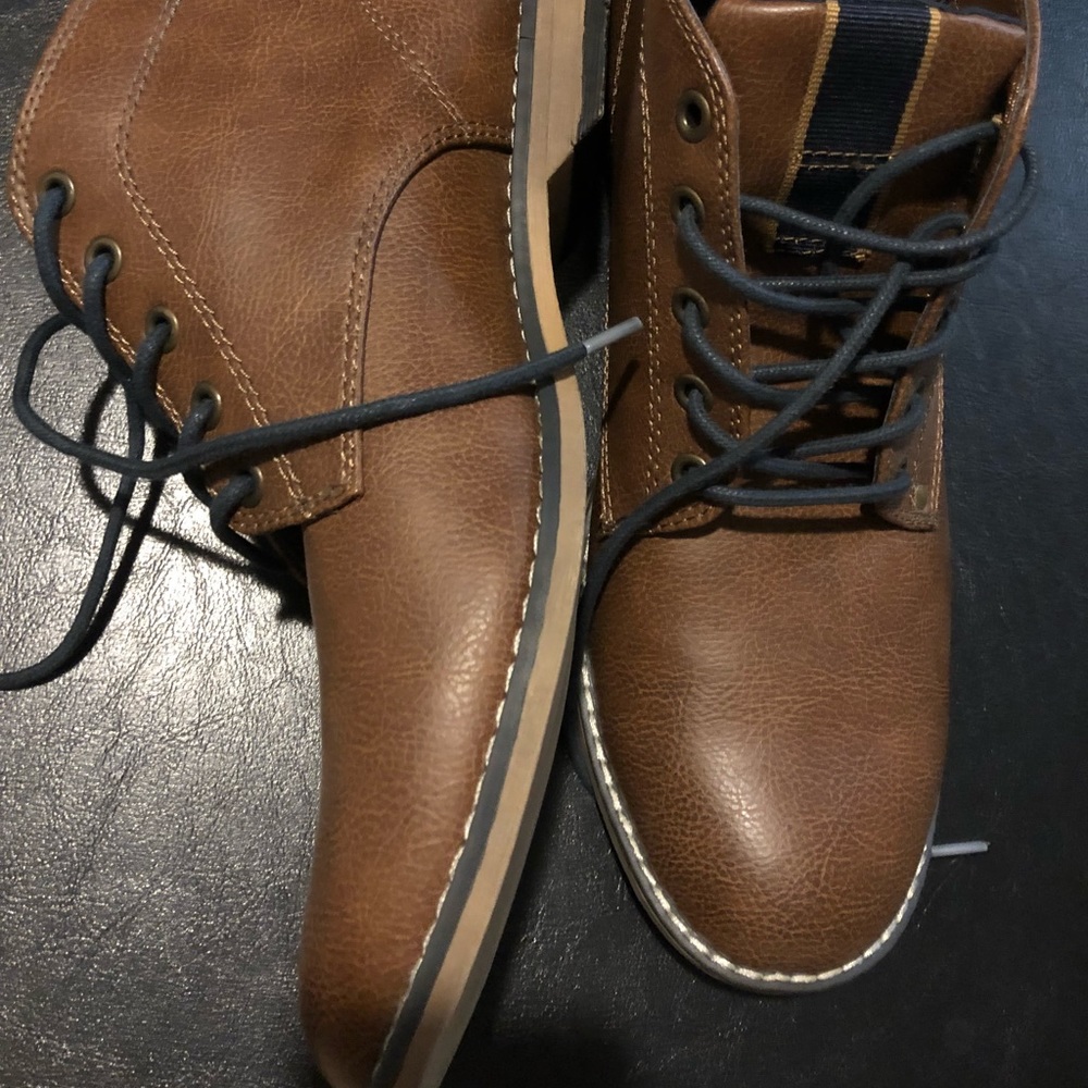 H&M men’s brown chukka boots Size 7.5